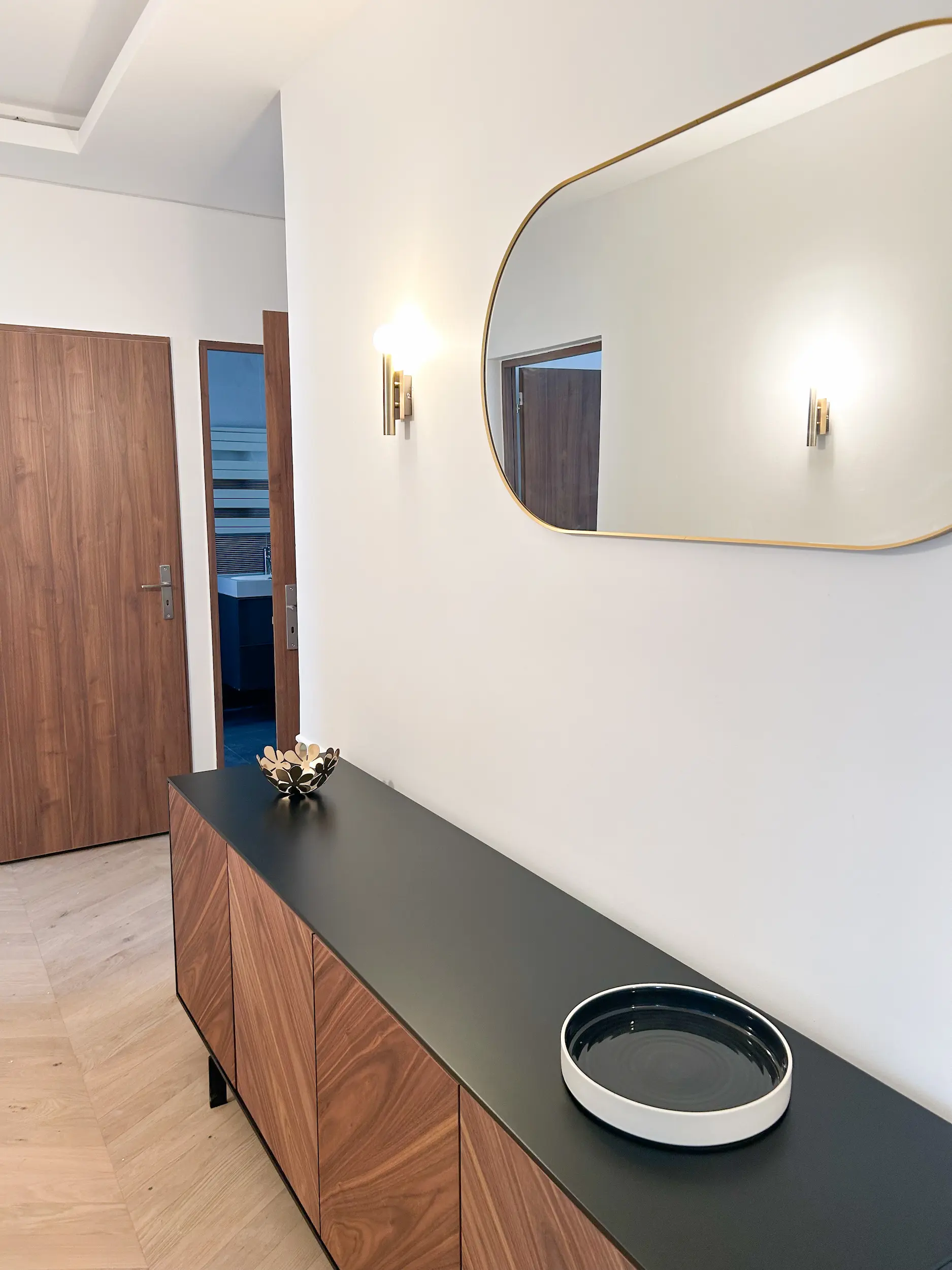 Entrée aménagée appartement 75 m² Paris 16e, Studio LC Design