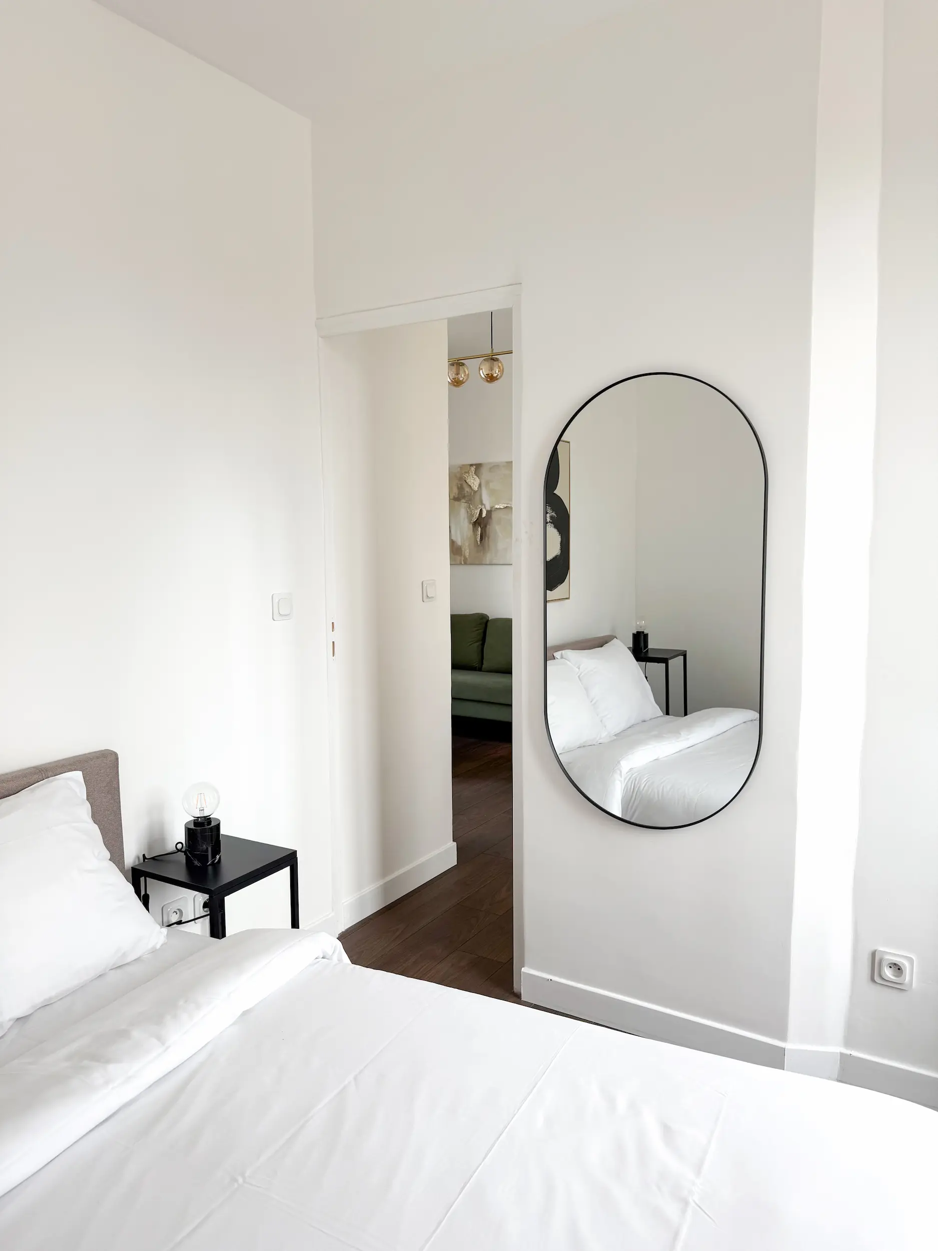 Chambre optimisation rangements appartement Paris 14e, Studio LC Design