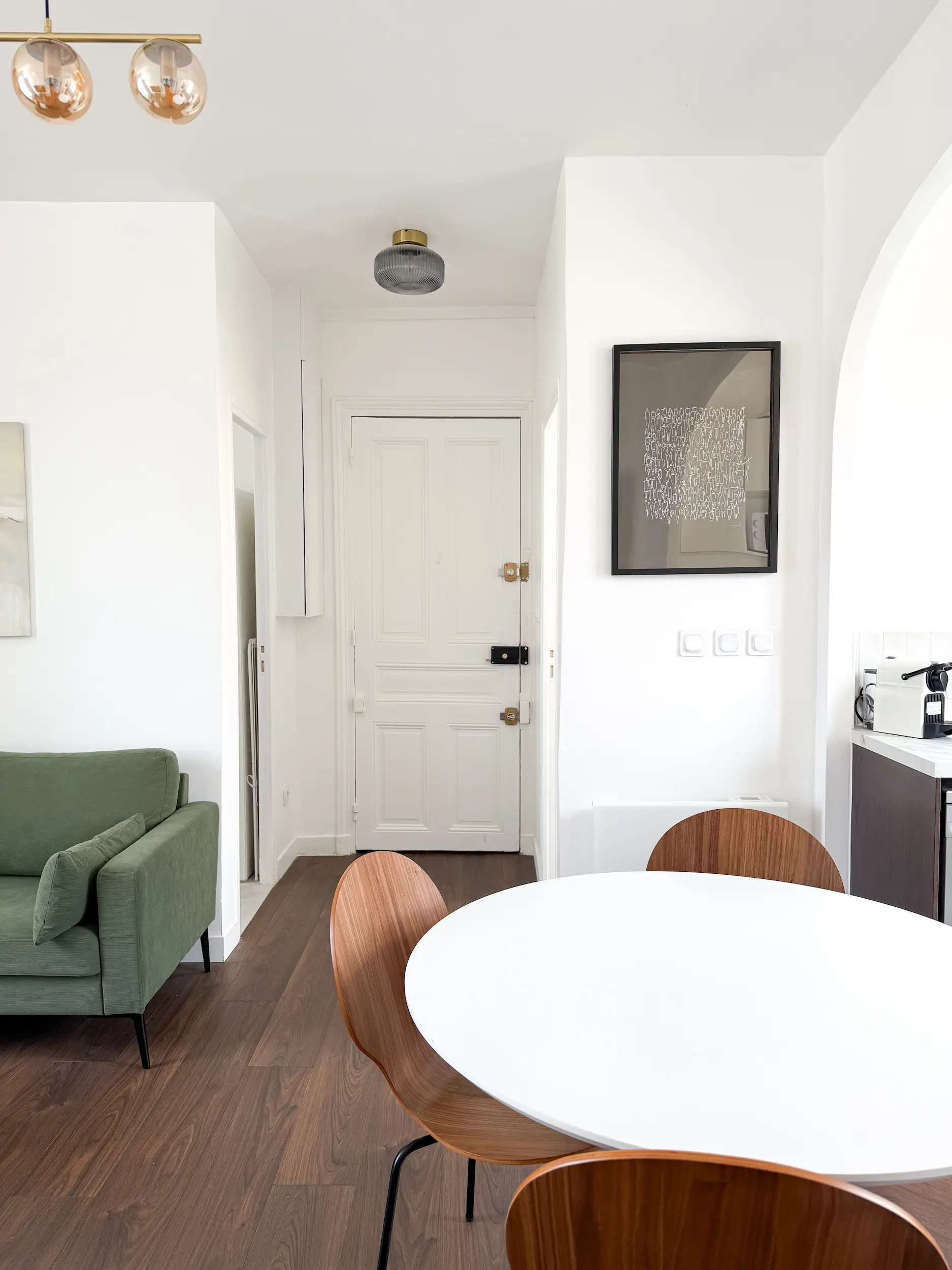 Salon aménagement appartement 43 m² Paris 14e, Studio LC Design